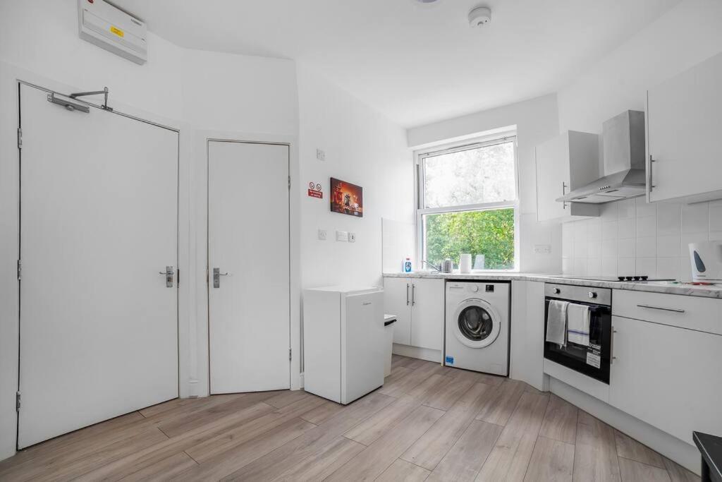 Appartamento Charming Semi 1-bed Walk To Tower Of